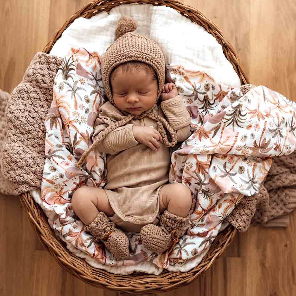 Fawn Merino Wool Bonnet & Booties - Image 3